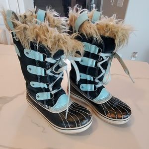Kids Sorel boots